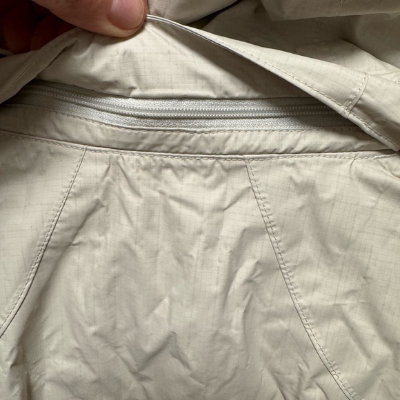 The North Face raincoat Hyvent DT size Large women’s - Picture 6 of 13